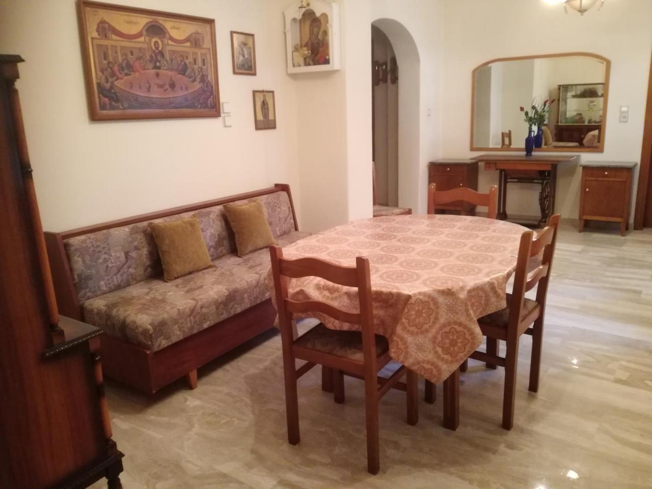 Apartment Korinos Mama Machi Bagian luar foto