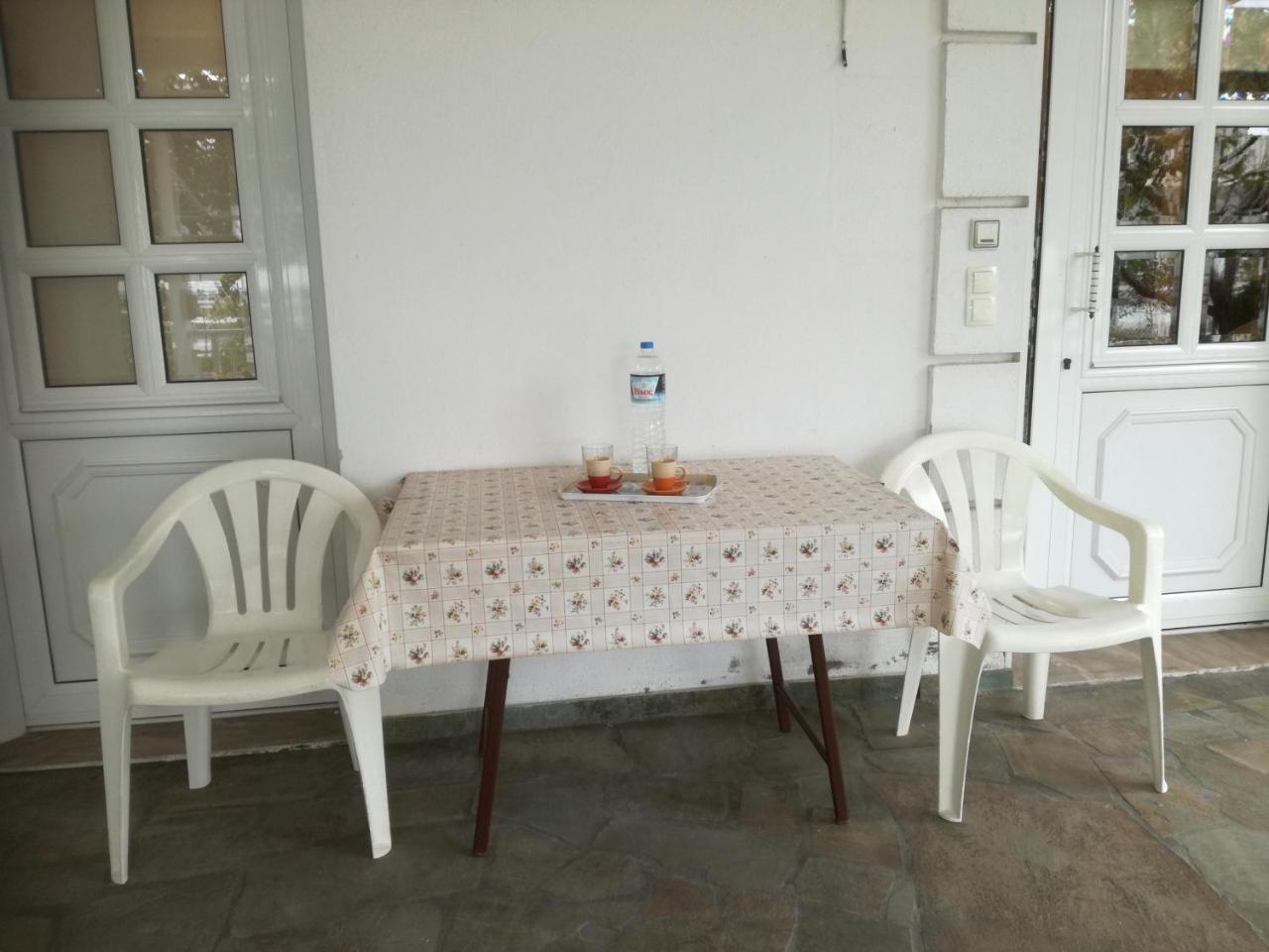 Apartment Korinos Mama Machi Bagian luar foto