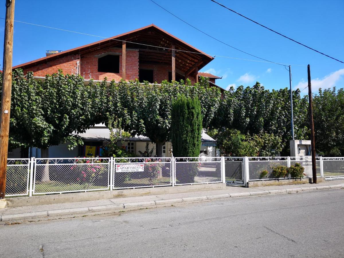 Apartment Korinos Mama Machi Bagian luar foto